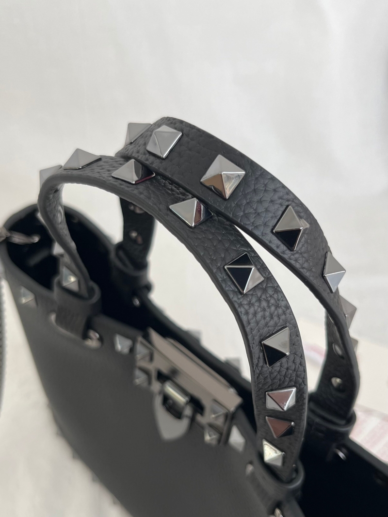 Va1e*ntin0 top handle bag